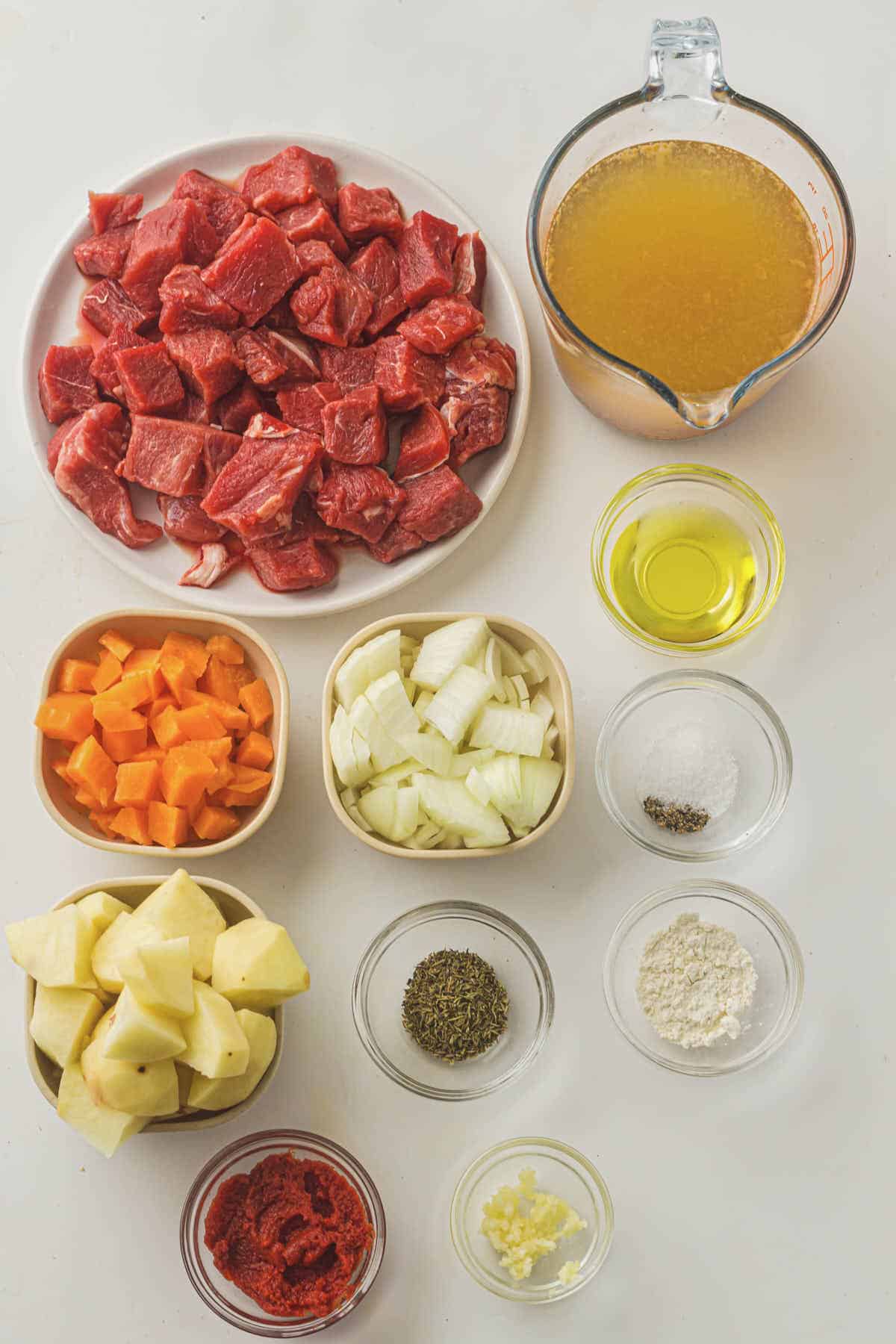 Ingredients for making the beef stew