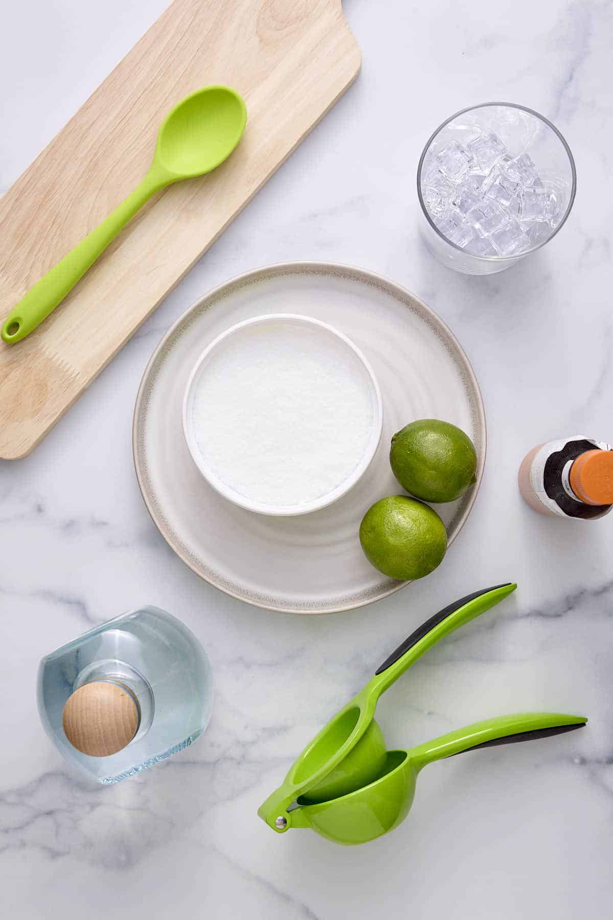 ingredients for a low carb margarita recipe