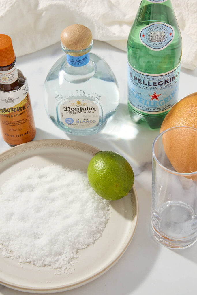 salt the rim of the glass